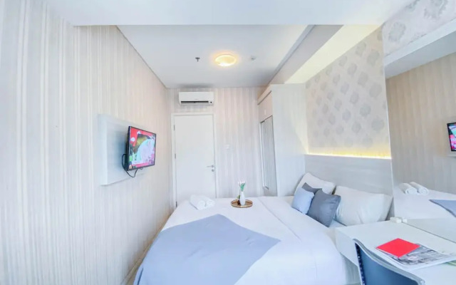 Spacious 2Br At Apartment Parahyangan Residence