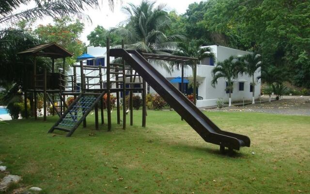 Green9 Hotel & Beach Resort Same