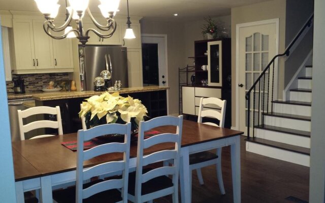 Christine's Bed and Breakfast by Elevate Rooms