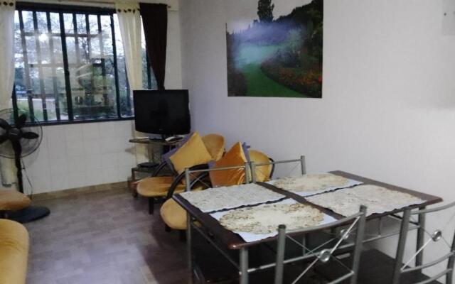 APARTAMENTO EN PLAN RURAL PERo CENTRAL