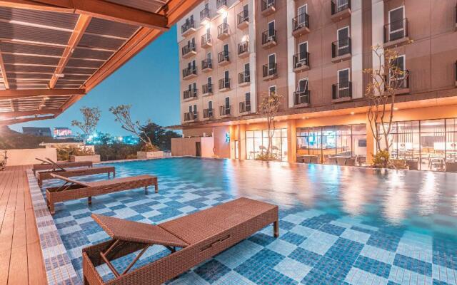 Azalea Suites Cikarang by Jayakarta Group