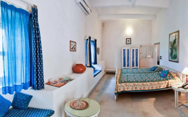 Neemrana's - Hill Fort - Kesroli