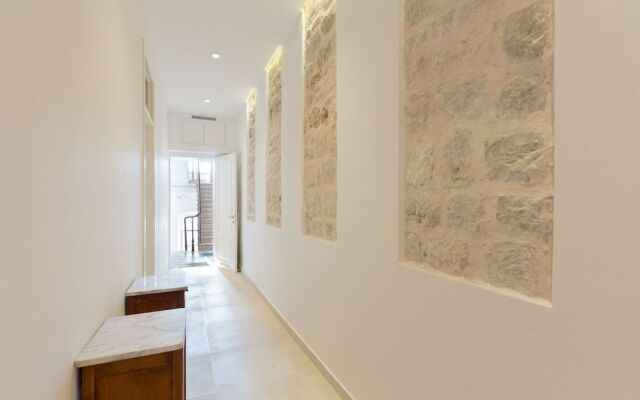 Hedera Estate, Hedera A4