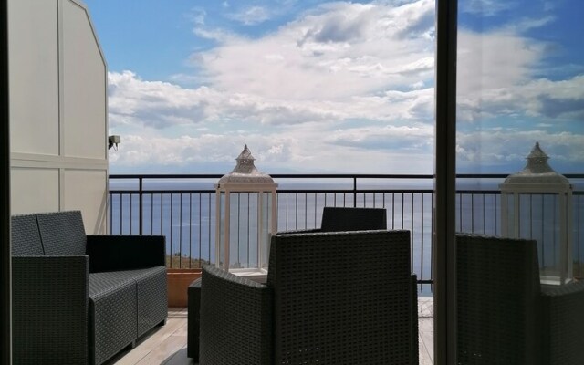 Al Bajah Loft Apartment