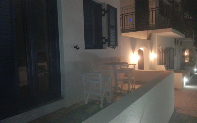 Okirroi Villas