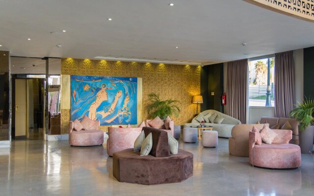 Mandarin Palace