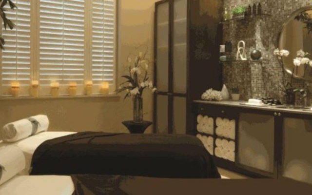 Sandpearl Resort