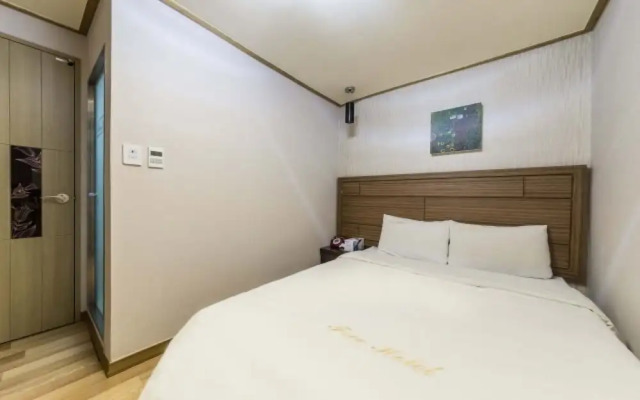 Yeongdeungpo Free Hotel