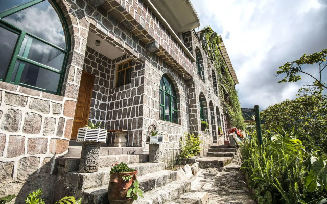 Eco Hotel Uxlabil Atitlan