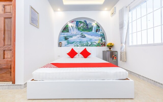 Super OYO 598 Peony Hotel