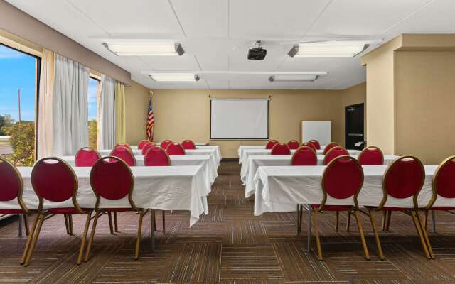 Comfort Inn Lehigh Valley West - Allentown