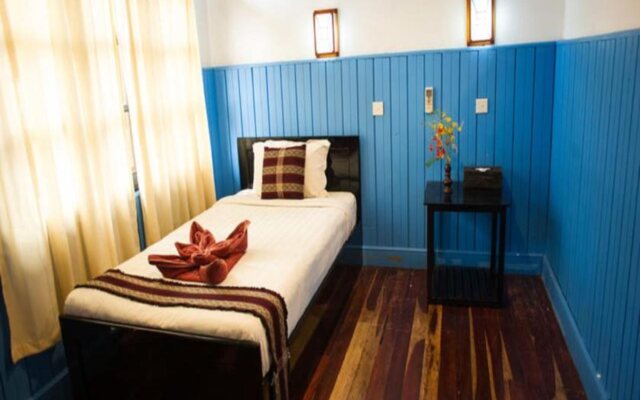 Manaw Thukha Hotel