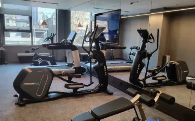 Mehood  Theater Hotel