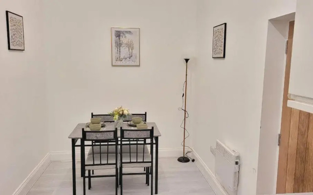 Wigan - Apartment - Sleeps 3 - Parking - Stadium