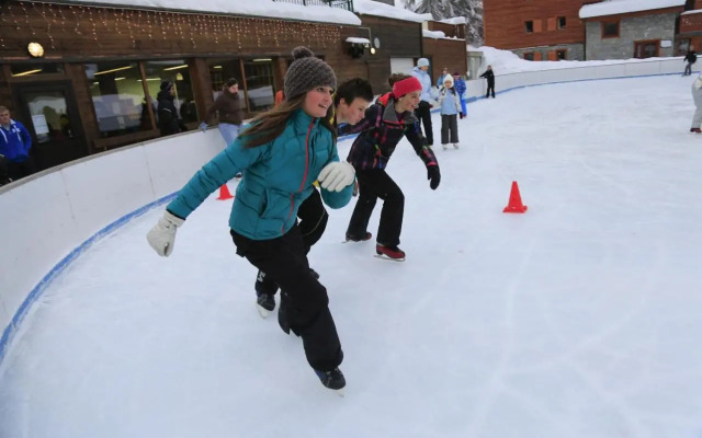 EDL11 - Studio 4 Pers centre des Carroz