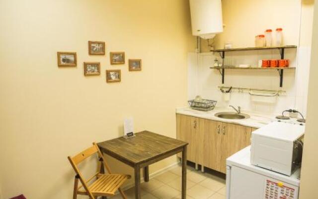 Mini-Hotel At Grandfather Lenin's