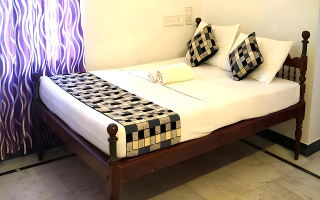 Hotel White Rose – Guest Rooms – Kochi