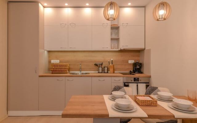 FM Luxury 1-BDR Apartment - Sofia Dream Desert