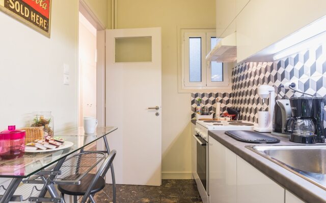 Park View Apartment Near Athens Museum