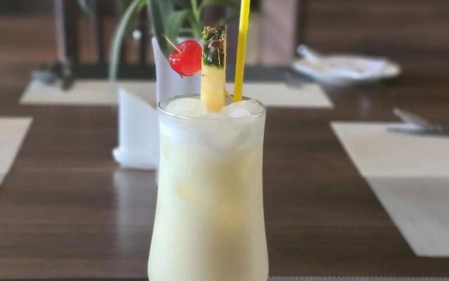Golden Tulip Agulu Lake Hotel & Resort