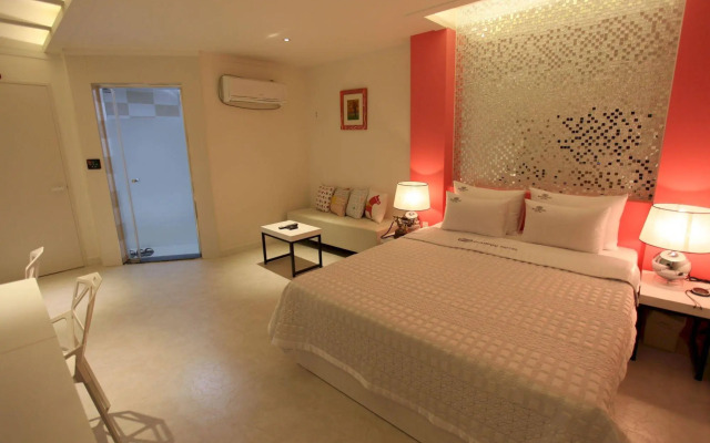 Shampoo Hotel