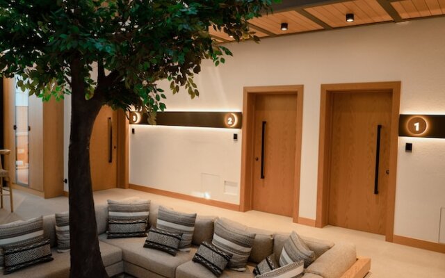 Capital Luxury Suites