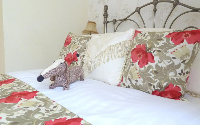 Hesketh Crescent 5 Star Apartment