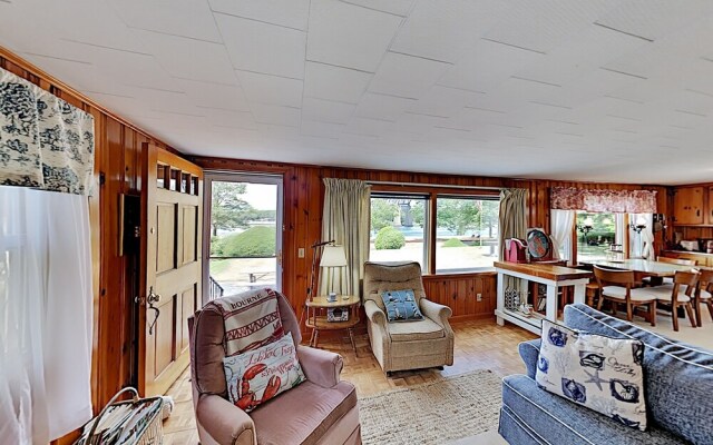 11emerap 4 Bedroom Home