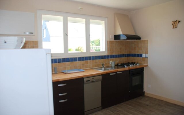 House With 3 Bedrooms in Trélévern, With Enclosed Garden and Wifi - 80