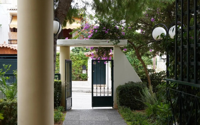 Glifada Calm Luxury Flat One