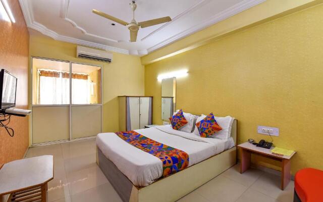 Fabexpress Vibrant Residency