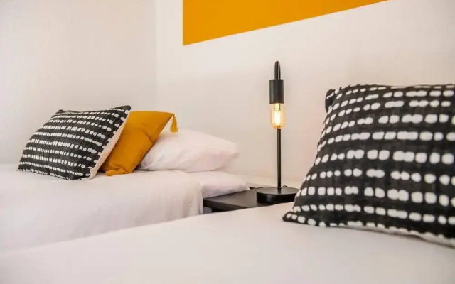 Charming 10 Pers Villa With Swimmingpool Sevilla