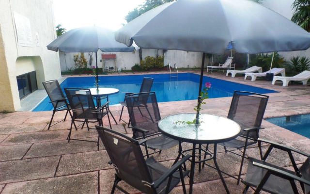 Ikaro Suites Cancun