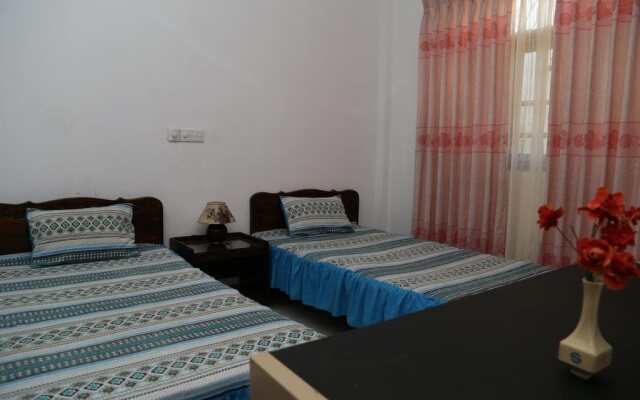 Hotel  Whitehouse