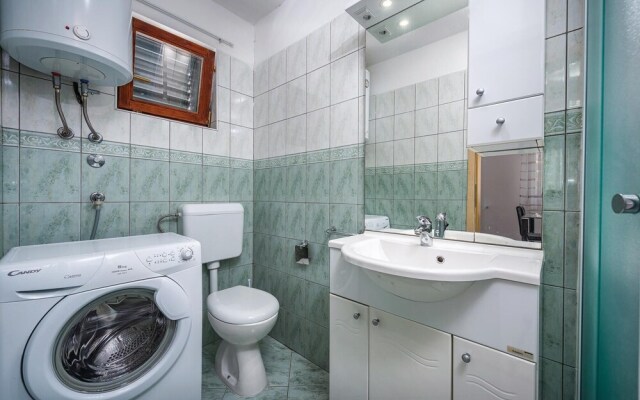 Awesome Home in Barban With Wifi and 2 Bedrooms