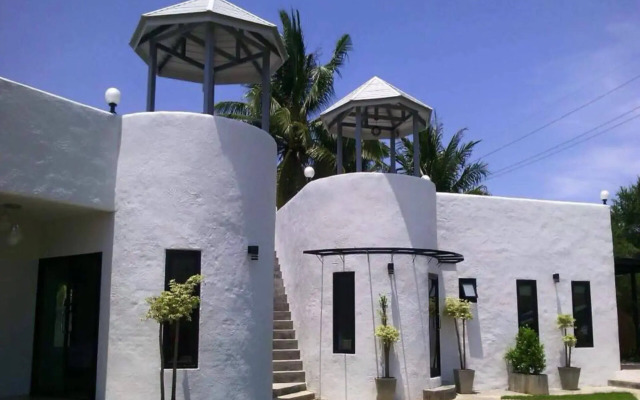 The Balcony at Chao Samran