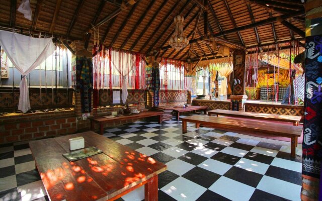 OYO 1115 Villa And Resto Kubu Selem Etnik Bali