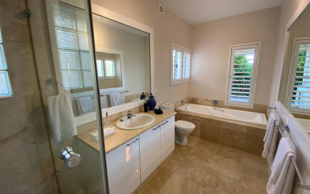 Stella Maris Luxury Apartment