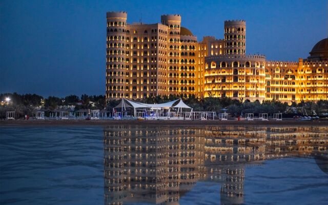 Al Hamra Residence & Village Hotel