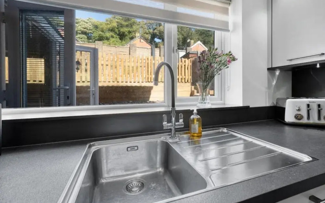 Knights Rest -beautiful Home in Dover With Parking