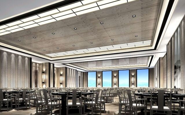 Lushan West Sea Resort, Curio Collection by Hilton
