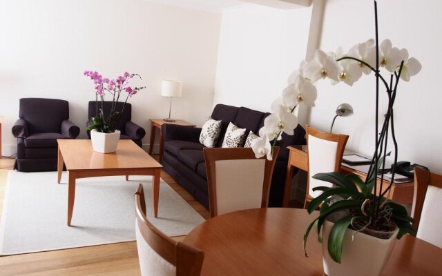 Monarch House Serviced Apartments
