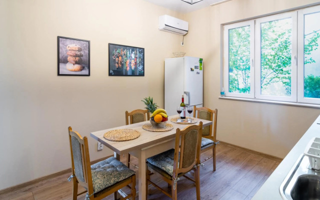 Madrid spacious and quiet family Apartment