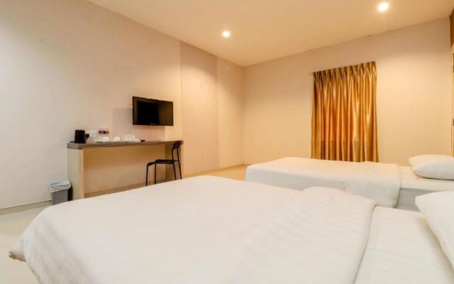 Lovina Inn Hotel Batam