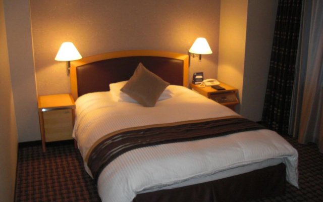 Royal Pines Hotel Urawa – Guest Rooms – Saitama