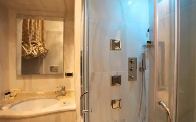 Roma Royal Residence