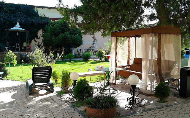 Mini-hotel Home