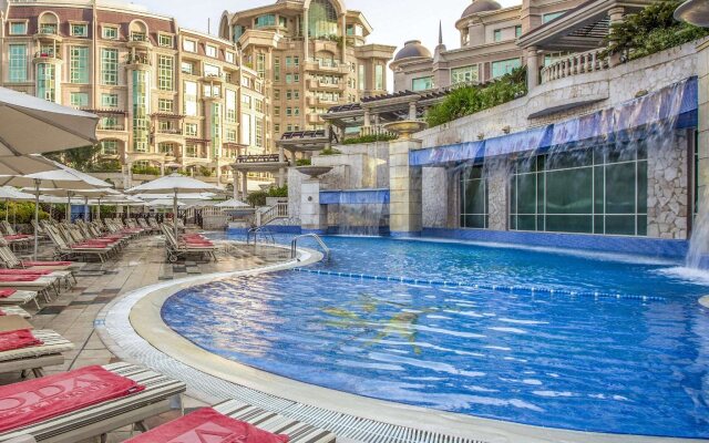 Swissotel Al Murooj Dubai Hotel