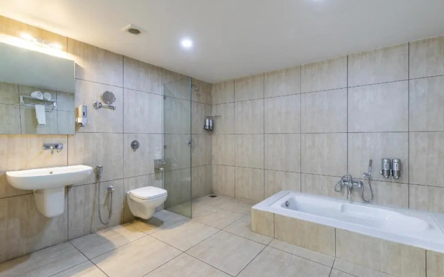 Silver Leaf By OYO Rooms