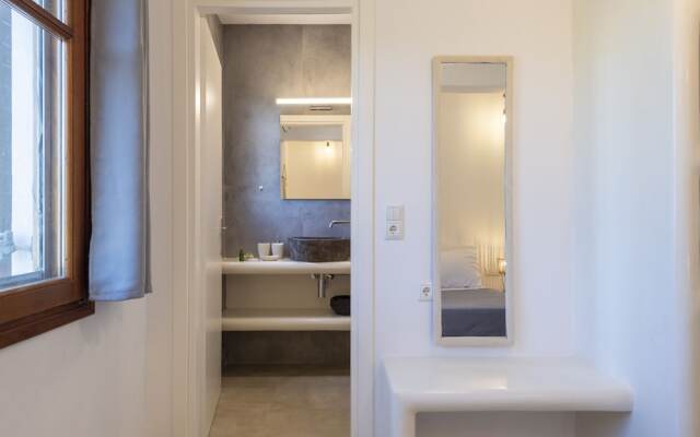 Theodora's Family Suite